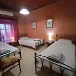 Appartamento Rodomelo House With Terrace - 4 Bedrooms Leonídion