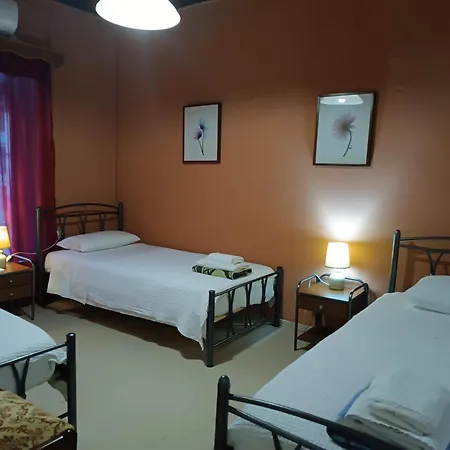 Rodomelo House With Terrace - 4 Bedrooms *