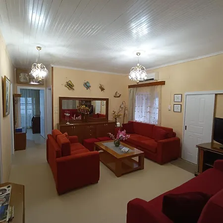 Rodomelo House With Terrace - 4 Bedrooms Apartment