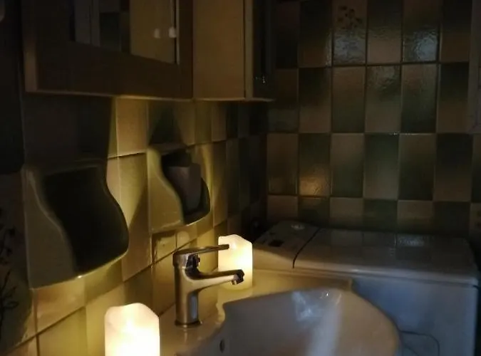 Rodomelo House With Terrace - 4 Bedrooms Lägenhet