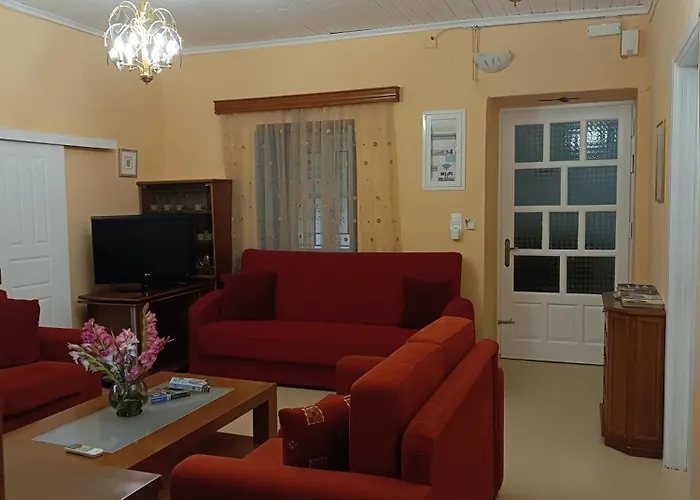 Rodomelo House With Terrace - 4 Bedrooms